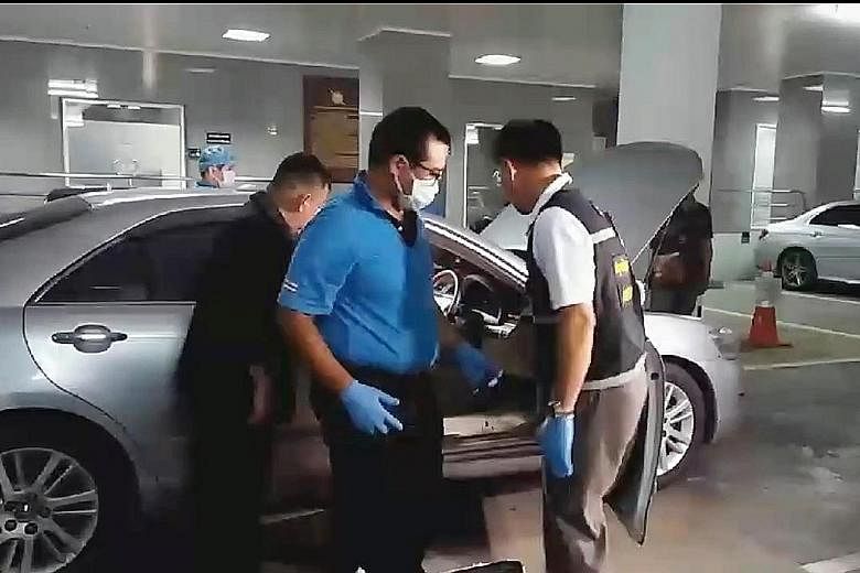 Police looking for evidence in a Toyota Camry believed to be involved in the escape of former prime minister Yingluck Shinawatra. Three police officers were questioned and have admitted to helping drive her to the border.