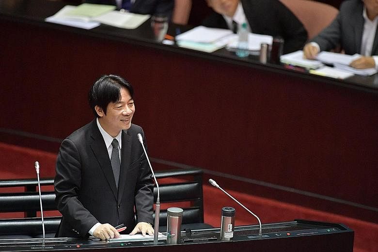 Taiwan's Premier William Lai says he is a "pragmatic pro-Taiwan independence theorist" in his first Parliament speech in Taipei.