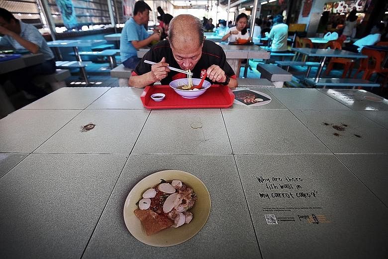 At Kim San Leng Food Centre at Block 511, Bishan Street 13, some stallholders are given a dementia checklist. The list explains what to look out for, and advises stallholders to be polite and to let suspected dementia sufferers take their time instea