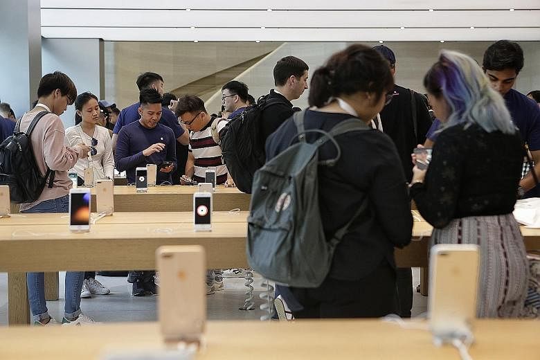 The Apple iPhone 8 was launched at the same time in Singapore, China, Japan, Taiwan and Hong Kong last month. This will also be the case for the iPhone X's launch. Analysts believe the key reason behind falling smartphone shipments to Singapore is th