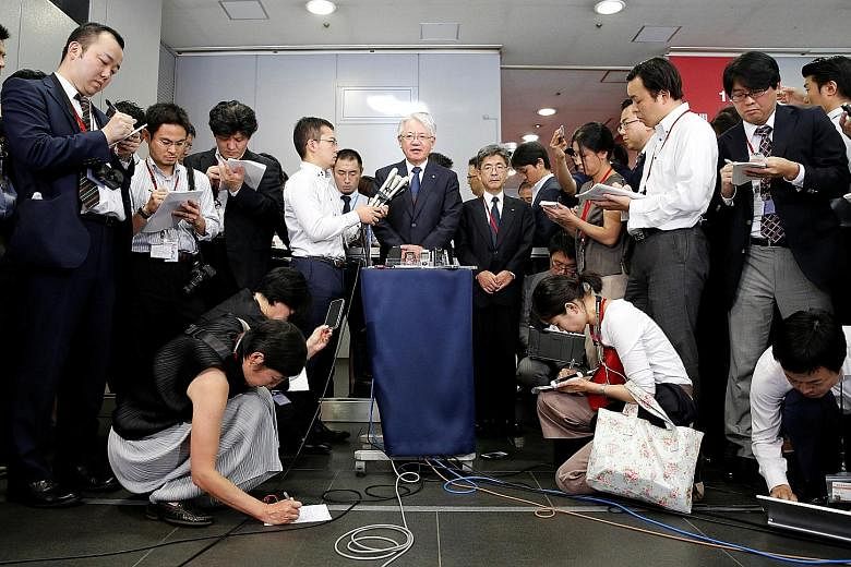 Kobe Steel CEO Hiroya Kawasaki speaking to the media in Tokyo yesterday. He said the company has found possible further cases of data tampering, including in overseas operations.