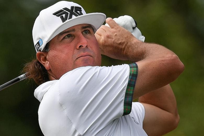 Pat Perez, who broke a seven-year drought at the OHL Classic in Mexico last November, is on a 21-under total of 195.