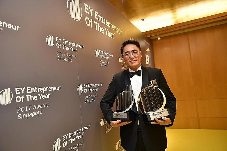 Nanofilm Technologies' Dr Shi Xu won the award based on six criteria: entrepreneurial spirit, innovation, personal integrity and influence, financial performance, strategic direction and global impact. He also won the Entrepreneur of the Year for Adv