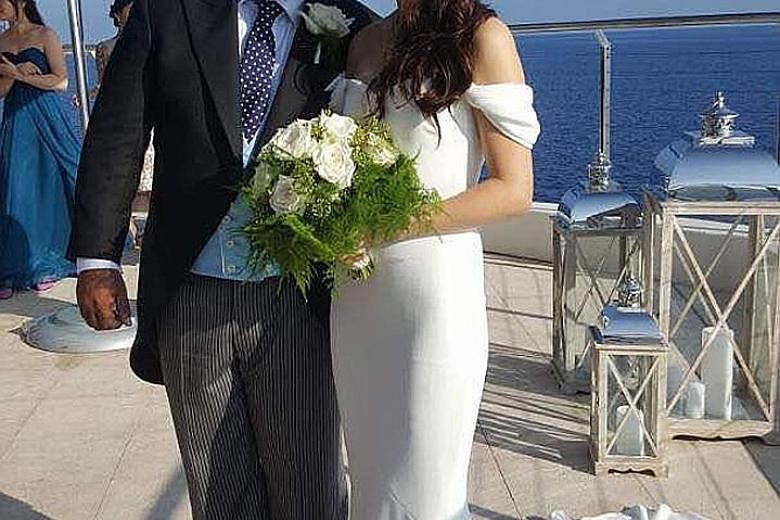 AirAsia's chief executive, Mr Tony Fernandes, yesterday tied the knot with his South Korean girlfriend of more than two years, Chloe, an actress in her early 30s, at a ceremony attended by family and close friends.