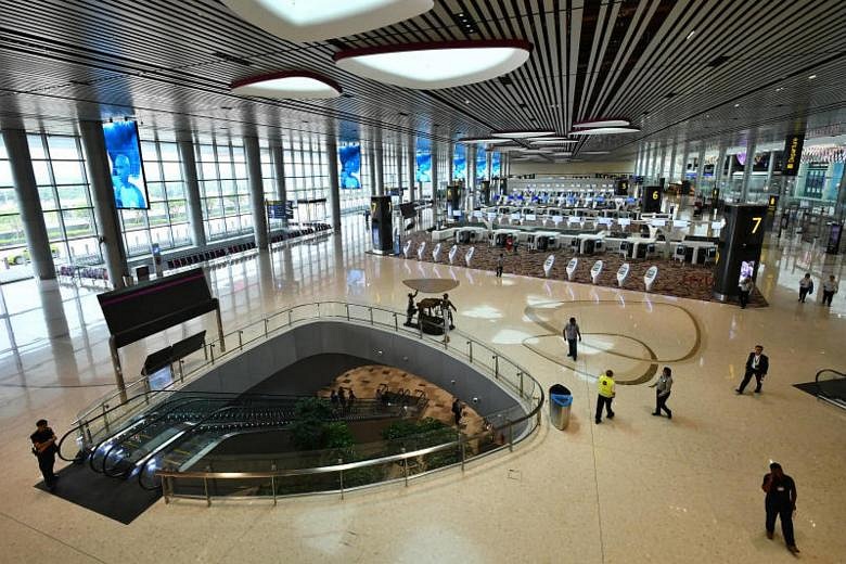 German who came to install sculpture in Changi's T4 jailed for head ...