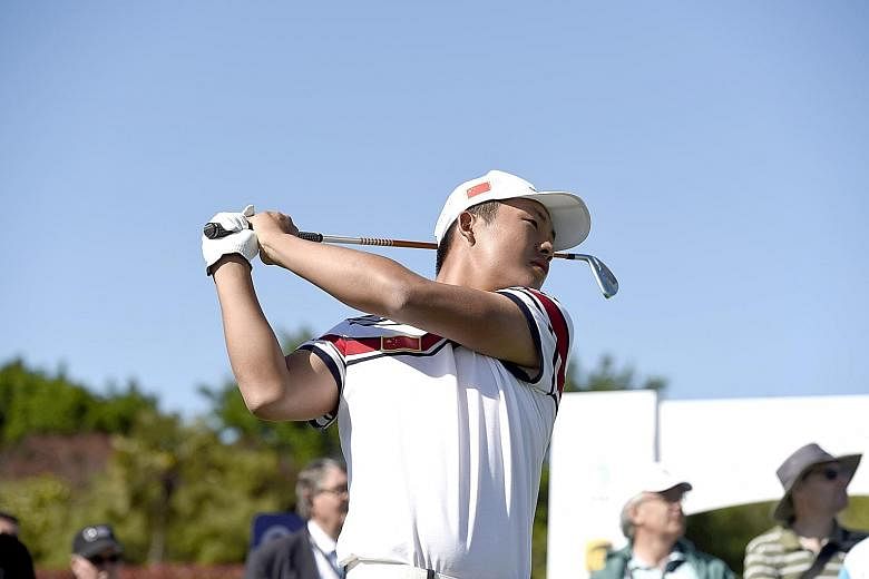 China's Lin Yuxin, 17, recovered from a triple bogey to lead after the third round at the Royal Wellington Golf Club. He is on eight-under 205.
