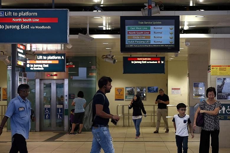 Commuters reported about a train fault at Bishan station on social media yesterday. There were announcements made on trains at City Hall station about a train fault, but none on SMRT's Twitter or Facebook pages.