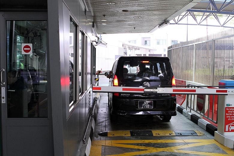 Motorists who are caught not paying tolls at the Woodlands and Tuas checkpoints the first time are fined $50, while repeat offenders are fined $100.