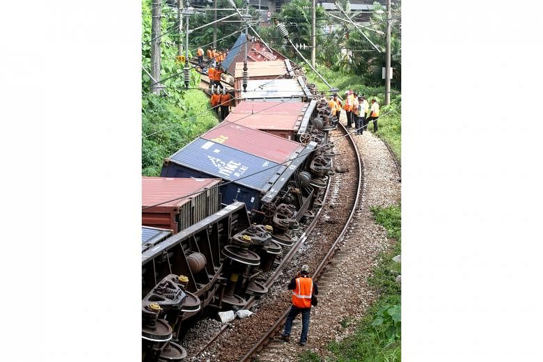 A Malaysian cargo train derailed at the Bank Negara station in Kuala Lumpur yesterday morning, disrupting railway services in the Klang Valley. According to the New Straits Times, the 12-coach southbound cargo train derailed at about 3am. The inciden