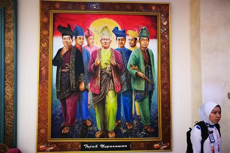 At every annual assembly of Umno, artists display murals and paintings of the party's role in obtaining Malaysia's independence 60 years ago and depict some of the past heroes of the Malay nationalist party. The paintings that attract the most attent