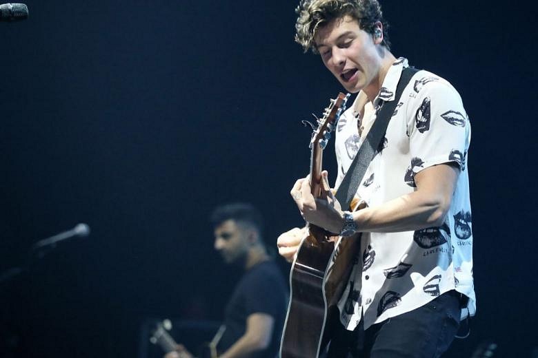 Shawn Mendes Melts Hearts At First Singapore Concert | The Straits Times