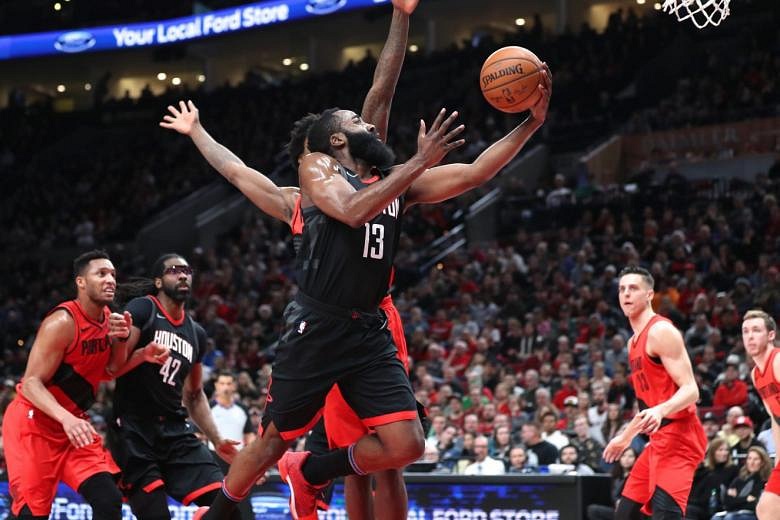 NBA Houston Rockets lift off with 9th win in a row LeBron James