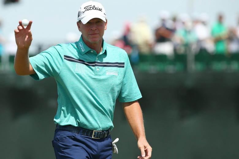 Golf Steve Stricker, Sean O'Hair win QBE Shootout team event in