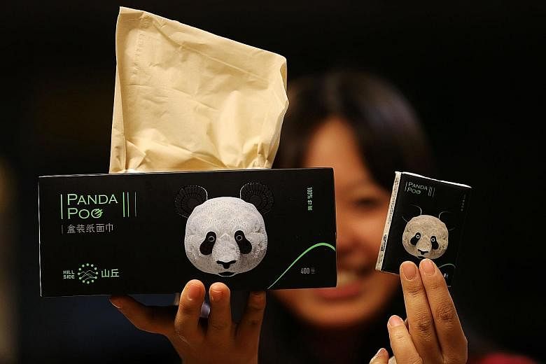 Pandamania adopts a green theme with napkins made from panda faeces and food debris in Chengdu, China's Sichuan province. The Qianwei Fengsheng Paper Company has teamed up with the China Conservation and Research Centre for the Giant Panda to recycle