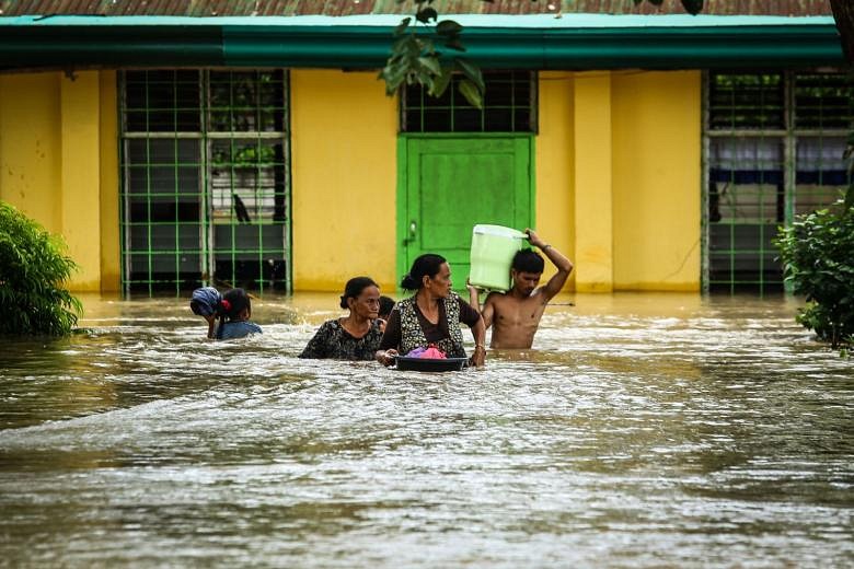 Philippines Storm Death Toll Tops 200 | The Straits Times