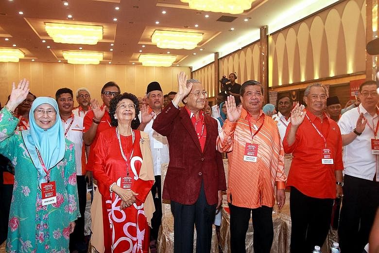 Pakatan Harapan also named Anwar's wife and PKR president Wan Azizah Wan Ismail as the opposition candidate for deputy prime minister. Former Malaysian prime minister Mahathir Mohamad reacting on being elected the opposition's prime ministerial candi