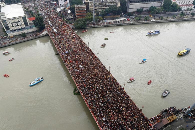 In Pictures: The Black Nazarene procession in Manila | The Straits Times