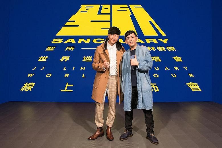 JJ Lin (far left) and Taiwanese comedian-host Mickey Huang, with whom the singer appeared in a Facebook Live video on Monday announcing tour details.