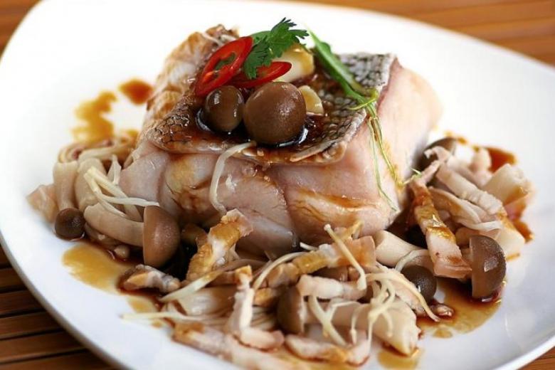 Sumptuous reunion dinner dishes The Straits Times