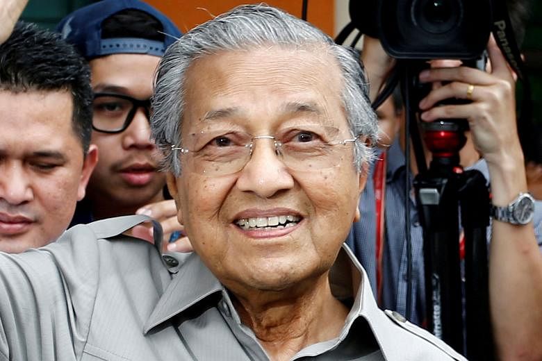 Dr Mahathir Mohamad plans to visit farmers under the Felda scheme who have voted for the ruling Barisan Nasional for generations.