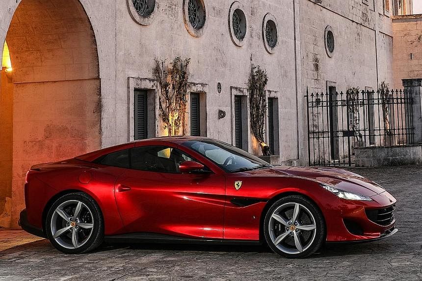 The Ferrari Portofino boasts electric power steering, which provides assistance for various driving situations and resulting in a sharper, more responsive car.
