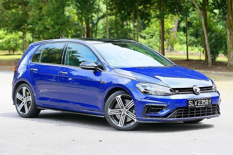 The facelifted Volkswagen Golf R boasts daytime-running lights that double as turning winkers.