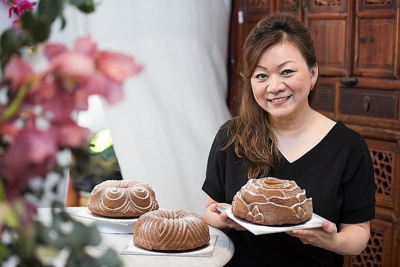Ms Nicole Tan bakes cakes using her Nordic Ware pans, which come in shapes such as flowers and castles.