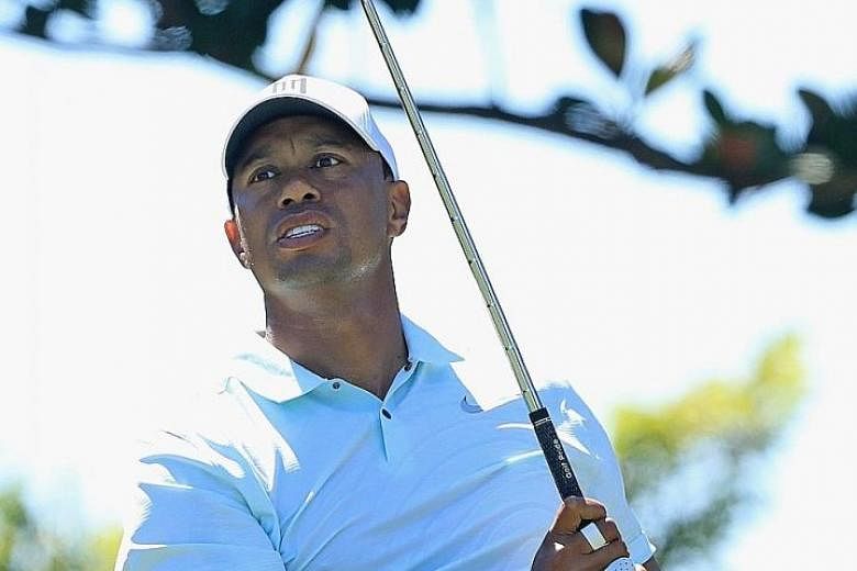 Tiger Woods, in the third round of the Arnold Palmer event, has played down expectations of a fifth Masters title.