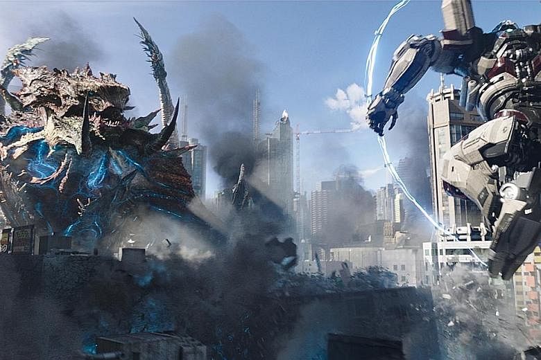 The jaeger-kaiju battle scenes in Pacific Rim: Uprising are shown in broad daylight instead of under the cover of darkness, rain or fog.