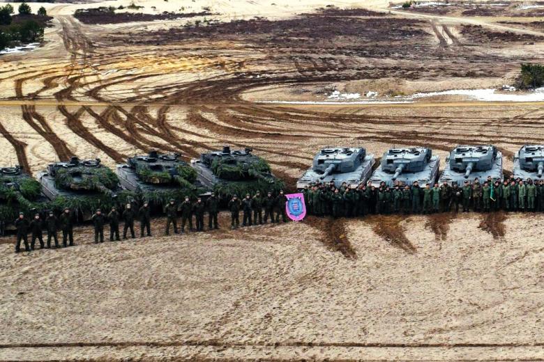 SAF armour troops take part in bilateral live-firing exercise in ...