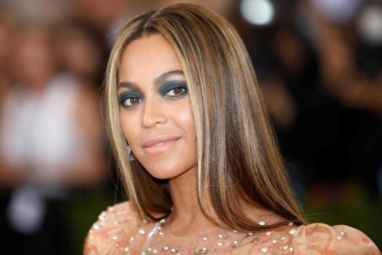 Who bit Beyonce? A bizarre celebrity mystery | The Straits Times