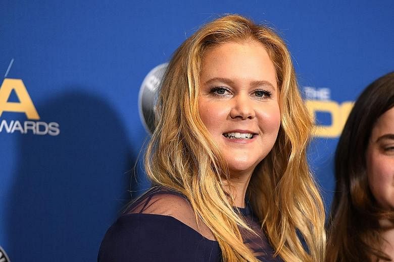 Amy Schumer stars as the average-looking New Yorker Renee Bennett who undergoes a transformation - in her head - and sees herself as gorgeous and competent, even though nothing has changed physically.