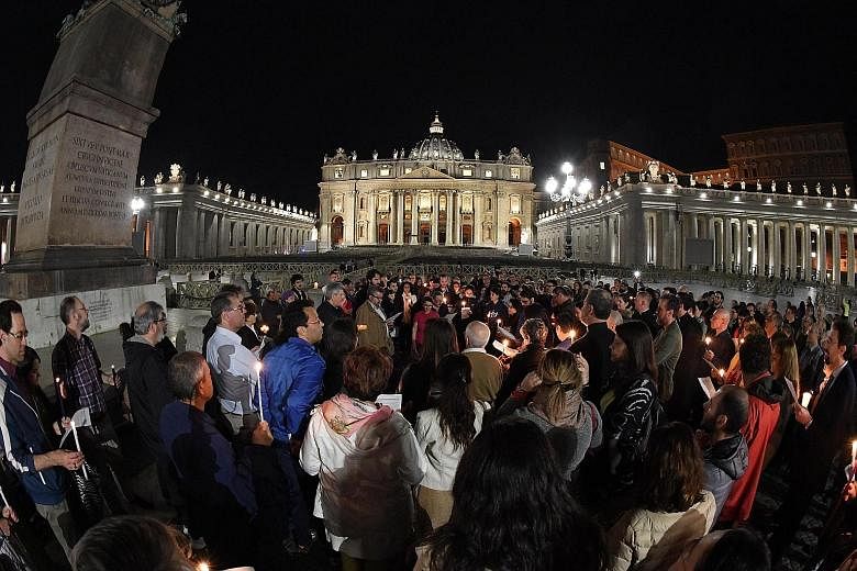 Terminally ill toddler Alfie Evans died yesterday after doctors withdrew his life support last Monday following a protracted legal battle. A prayer vigil in Saint Peter's Square, Vatican City, on Thursday night for Alfie Evans, who died yesterday. Po