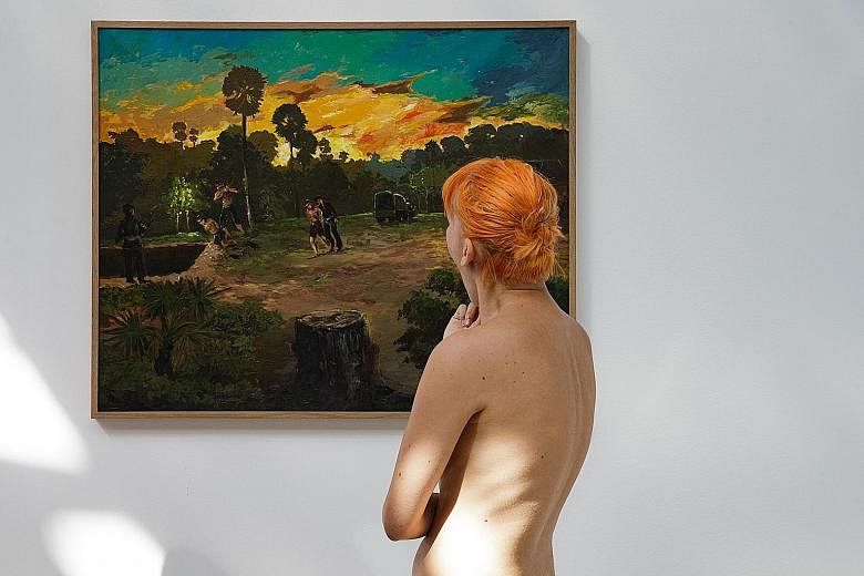 A Paris museum opened its doors for the first time to nudist visitors last Saturday, granting them special visiting hours to tour an exhibit in a one-off naturist event. The Palais de Tokyo contemporary art museum is the city's first gallery to grant