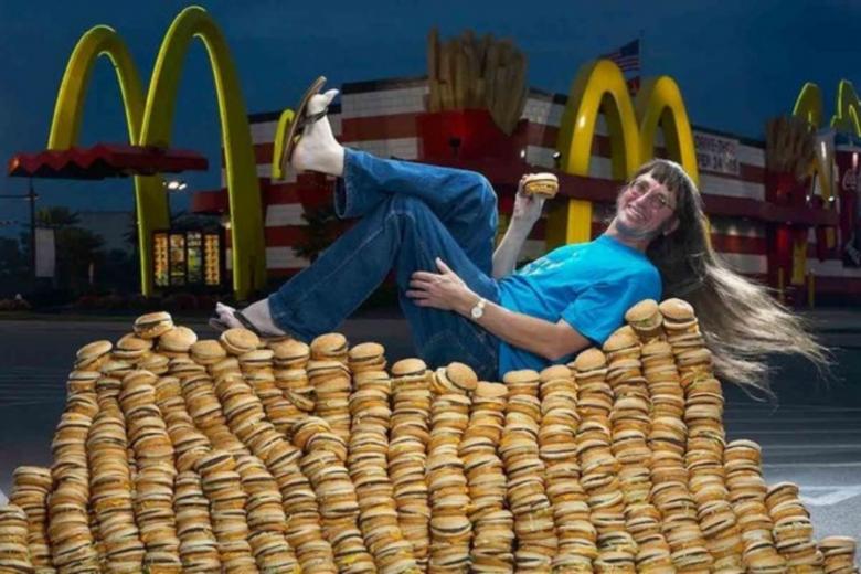 2 Big Macs a day for 46 years American man eats his 30,000th signature