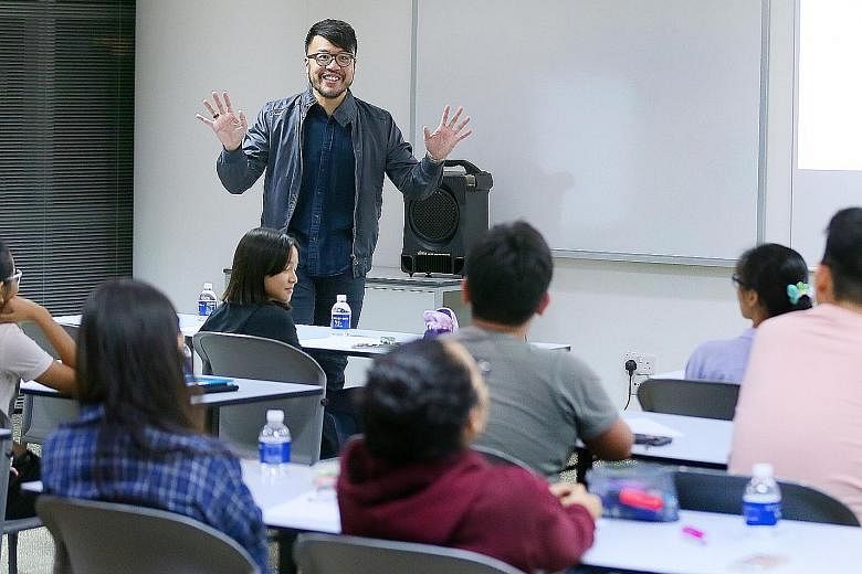 Course trainer Darrell Tan running the ST English Class on Monday. Besides teaching fundamental comprehension, grammar and vocabulary skills, the course is designed to hone students' higher-order thinking skills by getting them to discuss and make se