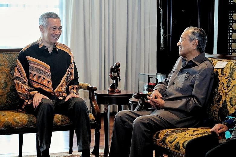 Prime Minister Lee Hsien Loong, who met Tun Dr Mahathir Mohamad in Putrajaya yesterday, described their meeting as warm and fruitful.