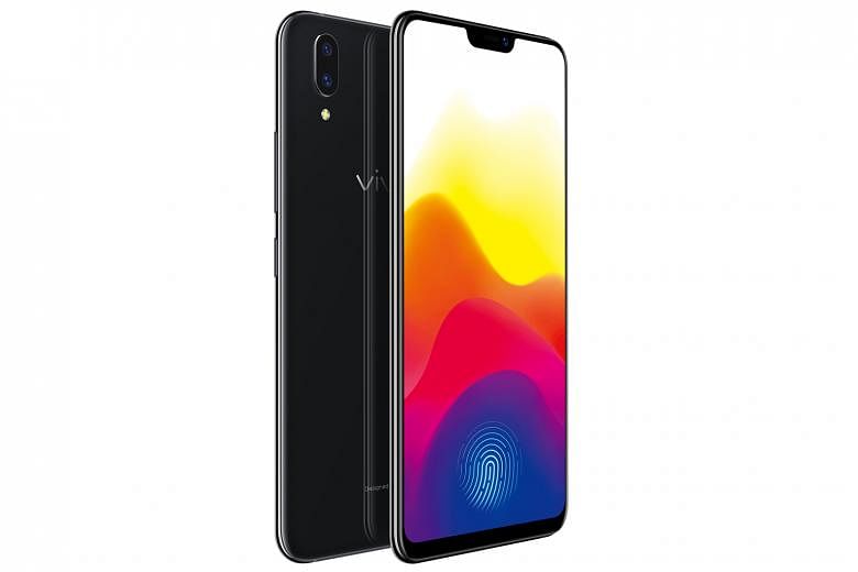 The Vivo X21 has an all-screen design with a thin bezel and a notch at the top to accommodate the front camera.