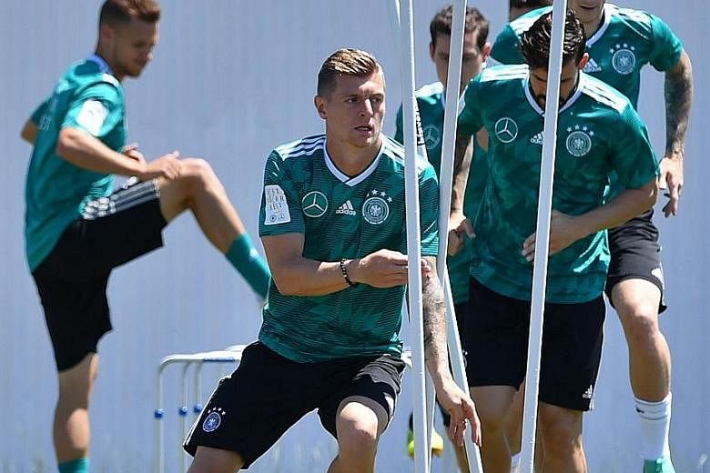 Only a victory will suffice for Germany midfielder Toni Kroos (front) and his team-mates.