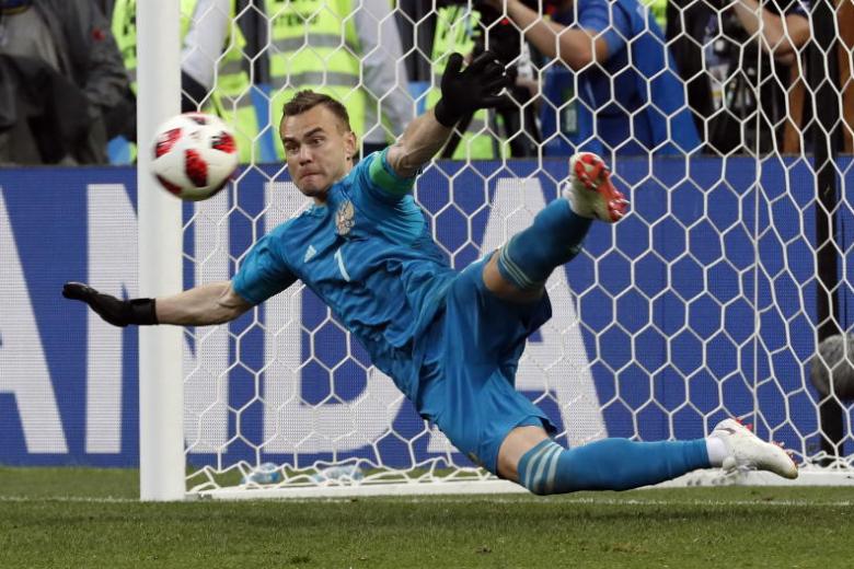World Cup Russian keeper thanks God for luck against Spain The