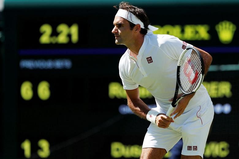 Wimbledon top seed Roger Federer opened the tournament with a 6-1, 6-3, 6-4 first-round victory over Serbia's Dusan Lajovic, the world No. 57, in just 79 minutes. The Swiss played in Uniqlo clothing for the first time, but wore Nike shoes as the Japa
