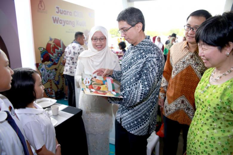 New Malay book series launched for Primary 3 and 4 pupils to spark love