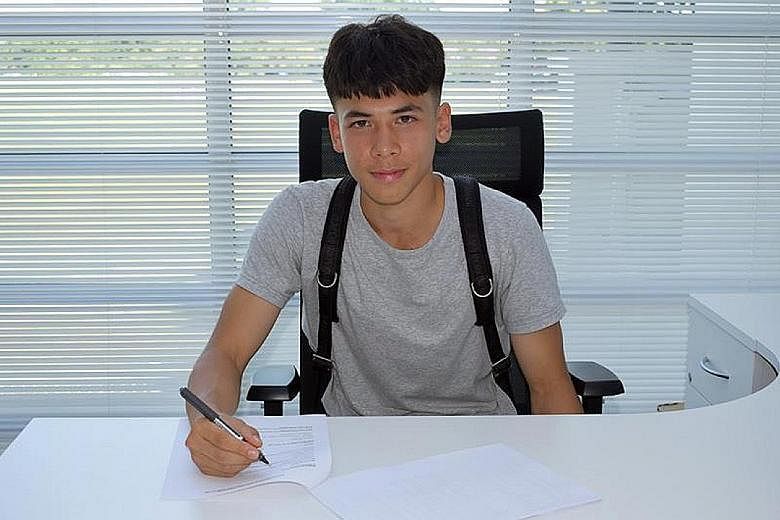 Teen footballer Ben Davis, who has signed a professional contract with Fulham, must return to Singapore in December if his appeal is rejected.
