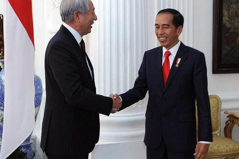 During their meeting at Istana Merdeka yesterday, Deputy Prime Minister Teo Chee Hean informed President Joko Widodo that Prime Minister Lee Hsien Loong looked forward to meeting him again at the Indonesia-Singapore Leaders' Retreat.