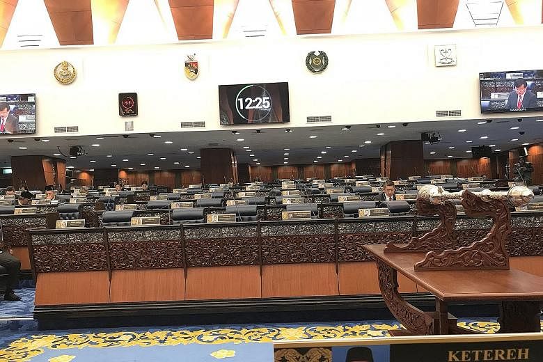 Umno secretary-general Annuar Musa tweeted on Tuesday a picture showing empty rows of Parliament benches on the government side, with only one MP, Agriculture Minister Salahuddin Ayub, present. Some Pakatan Harapan lawmakers later said many MPs were 