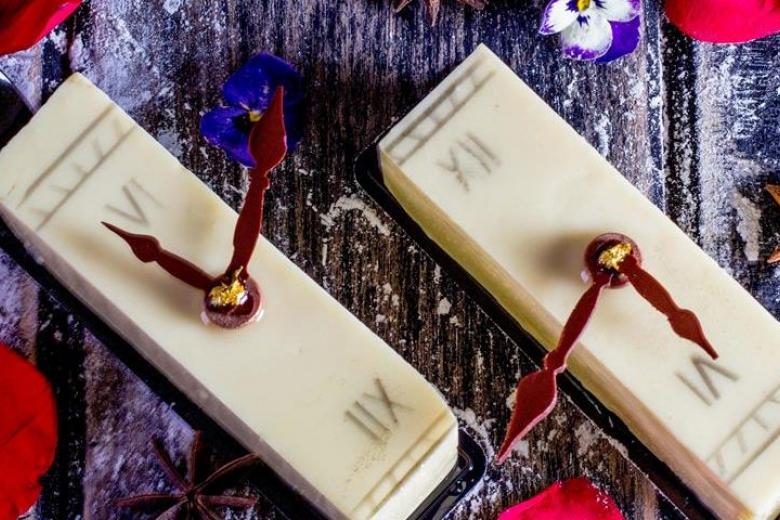 Sample Malaysia's awardwinning icecream cake, priced at 335 The