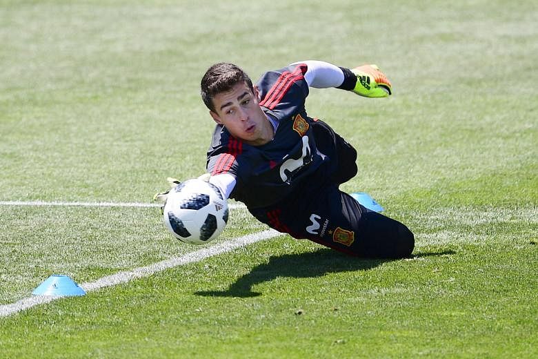 Despite his lack of experience, Kepa Arrizabalaga is considered one of the most promising goalkeepers in Europe. He was part of the Spain squad at the Russia World Cup.