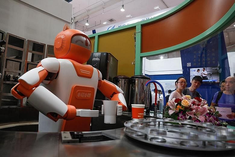 Despite China's late start in robotics, experts believe that the country's biggest advantage is its abundance of data and variety of scenarios where innovations can be applied.