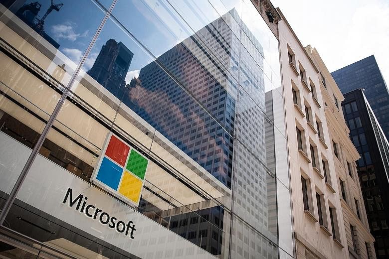 Microsoft says it took control of sites that hackers linked to Moscow had designed to mimic the pages of two right-wing US think-tanks.