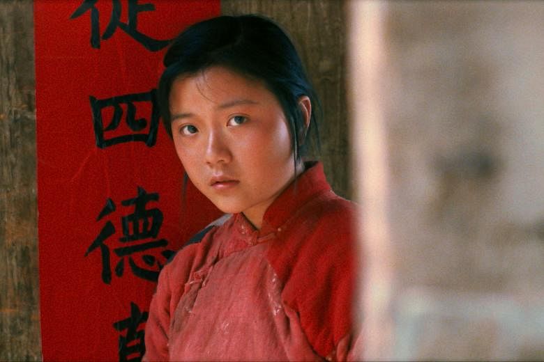 Tampopo (1985) by director Juzo Itami looks at the relationship between love and food. Yellow Earth (1984, starring Xue Bai, left), which depicts the hard life in rural China, is the directorial debut of Chen Kaige and its cinematographer is Zhang Yi